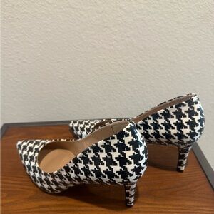 NWOB Alfani Houndstooth Black and White Women's Heels Size 7